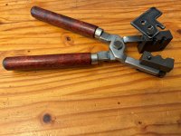 RCBS Giettang met dubbele gietmal voor 9mm, 124 grain, conische kogels en bijbehorende RCBS kogel lube en sizing die en top-punch.