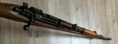 MAUSER K98kar DOU 44 Waffen Werke Brunn Bystrica met één nazi-markering aan toegevoegd