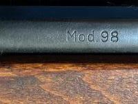 MAUSER K98kar DOU 44 Waffen Werke Brunn Bystrica met één nazi-markering aan toegevoegd