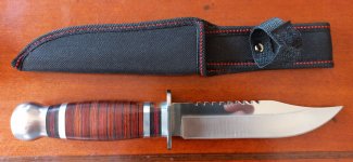 Jachtmes met nylon schede