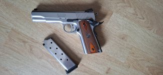 Verschillende wapens te koop (stopzetting)