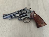 Smith & Wesson Model 29-2 4