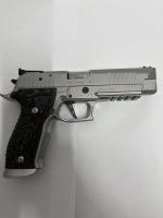 Sig Sauer P-226.  X5 allround