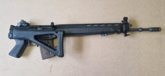 SG550/PE90 Black Special Match compleet