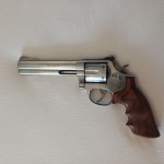 Smith & Wesson 686
