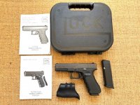 Glock 17 gen 4 met doos en extra magazijn in kaliber 9x19