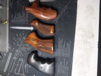 Te koop smith&wesson kolfplaten K en L frame