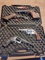 Verschillende wapens te koop wegens stopzetting schietsport