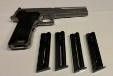 Smith&Wesson 2206 (kaliber .22)