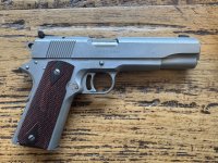 Colt 1911 series 80 combat target 45ACP