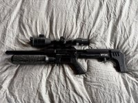 twee wapens fx Impact MK2 compact in 22 en de zwarte is eveneens een FX impact MK2