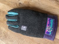 9mm munitie 2e wereldoorlog /schietjas XL met riem en handschoen