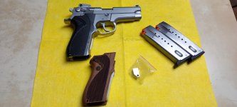 Smith & Wesson 5906 - 9mm Kaliber