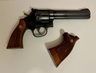 smith and wesson 586 In zeer mooie staat zwart/blauwig