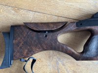 Steyr LG110 HFT Hunting 4.5mm in uitstekende staat, getuned op 11.5 ftlbs. Voor links- en rechtshandige schutters!