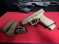 Glock19x , glock 44, Beretta 92fs, colt,…