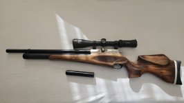 ZGAN Daystate Wolverine (.303/7.62 mm) met Steiner kijker, tas, kogeltjes en persluchtfles