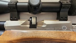 ZGAN Daystate Wolverine (.303/7.62 mm) met Steiner kijker, tas, kogeltjes en persluchtfles