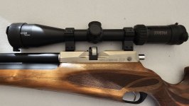 ZGAN Daystate Wolverine (.303/7.62 mm) met Steiner kijker, tas, kogeltjes en persluchtfles