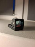 Vortex Defender CCW 6MOA Red dot. Compleet en in nieuwstaat.