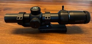 Vortex Strike Eagle 1-8x24 AR-BDC3 incl Vortex Cantilever montage (picatinny)