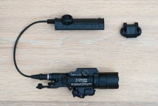 Originele Surefire X400 Ultra met XT07 Remote