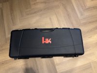 Diversen o.a. herlaadboeken, kneepads, herlaad trays