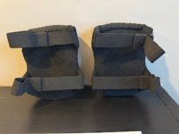 Diversen o.a. herlaadboeken, kneepads, herlaad trays