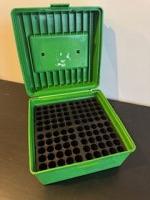 Diversen o.a. herlaadboeken, kneepads, herlaad trays