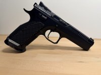 CZ TS 2 Racing Green 9×19 – extreem complete set (4×20rds mags, LOK + Ultimate/Eemann tuning & spares, OEM parts erbij)