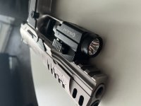 Olight Baldr S wapenlamp 800 lumen met laser