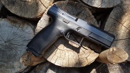CZ P10 F