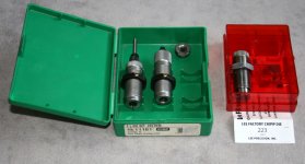 RCBS .223 FL dieset + LEE Factory Crimp die.