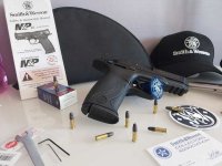 SMITH & WESSON  Model M&P-22