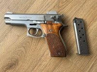 Mooie Smith & Wesson 9 mm model 639