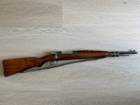 FN Juliana karabijn