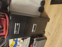 204l pistol safe (like new condition)
