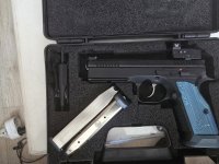 Cz shadow met red dot