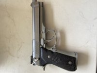 Pistool 9mm  inox  Fs 92