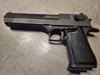Desert eagle IMI magnum 44