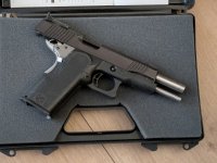 Kimber custom .45 ACP. Als nieuw met org koffer