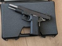 Kimber custom .45 ACP. Als nieuw met org koffer