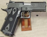 GEZOCHT STI International Tactical 9x19mm
