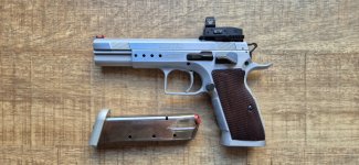 Tanfoglio met reddot