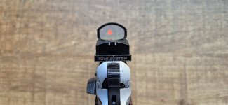 Tanfoglio met reddot