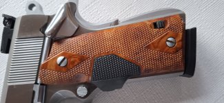 Grimson Trace grips 1911