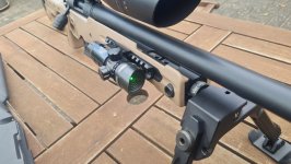 Remington 700 police met originele Accuracy AT chassis