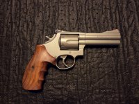 Smith&Wesson 686, .38/.357 met 4