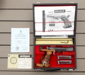 Te koop: wedstrijd-/sport pistool UNIQUE DES 69 .22 LR