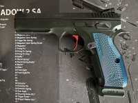 Te koop een zéér mooie CZ shadow 2 SA